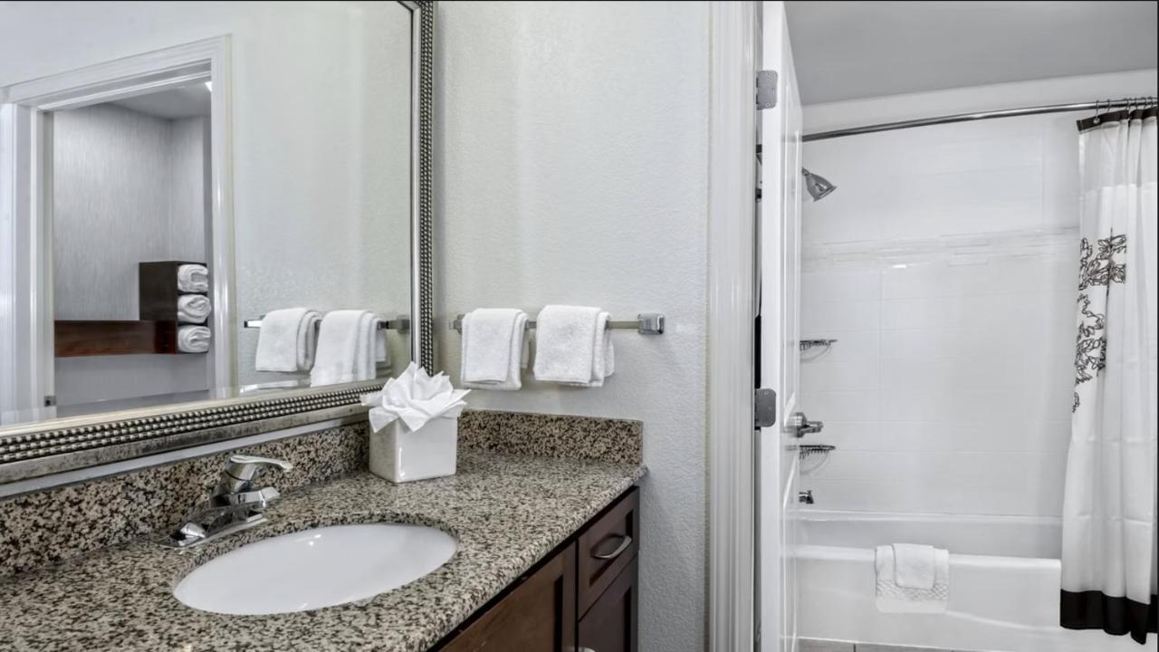 Residence Inn By Marriott San Antonio Seaworld / Lackland Экстерьер фото