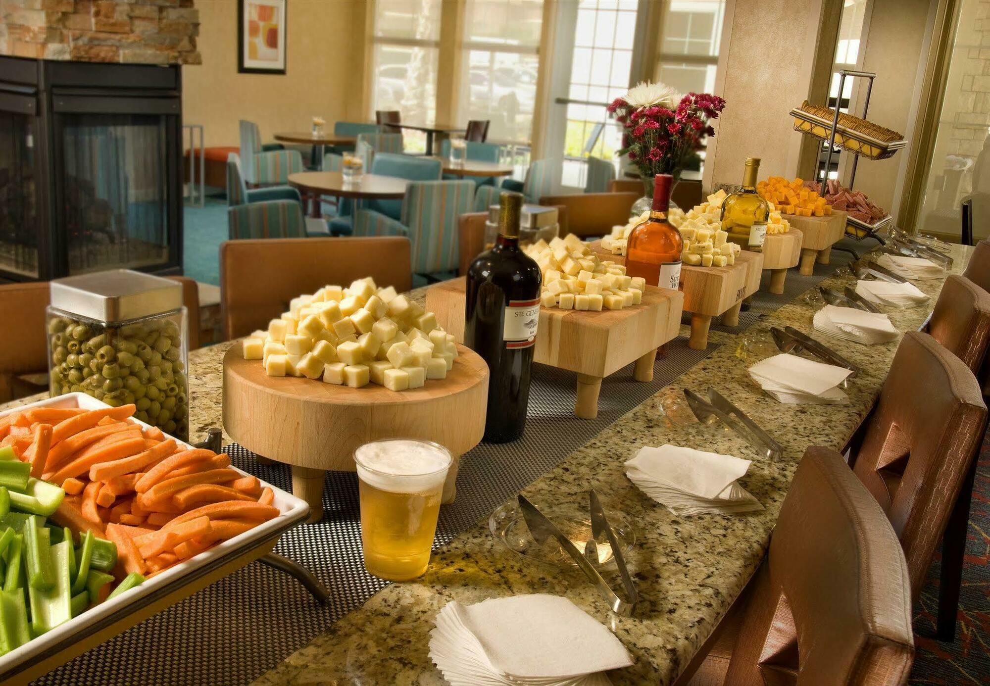 Residence Inn By Marriott San Antonio Seaworld / Lackland Ресторан фото